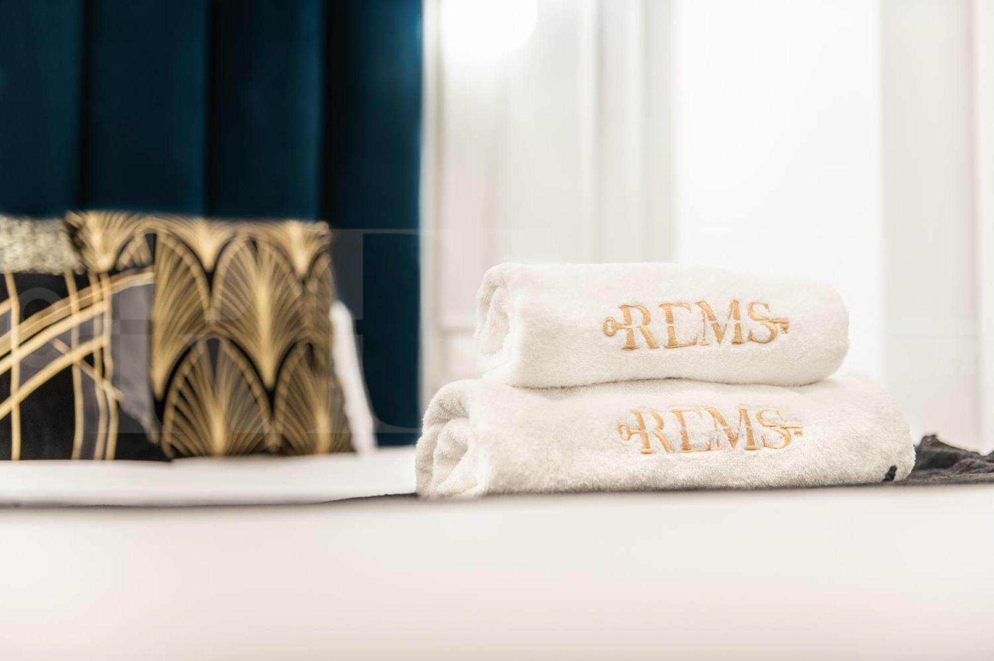 Glamorous Flat In The Heart Of Malaga By Rems Zewnętrze zdjęcie