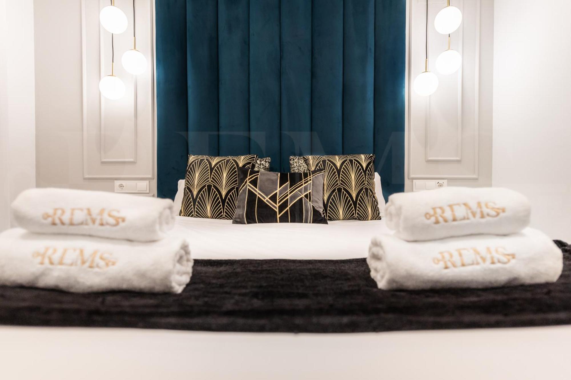Glamorous Flat In The Heart Of Malaga By Rems Zewnętrze zdjęcie